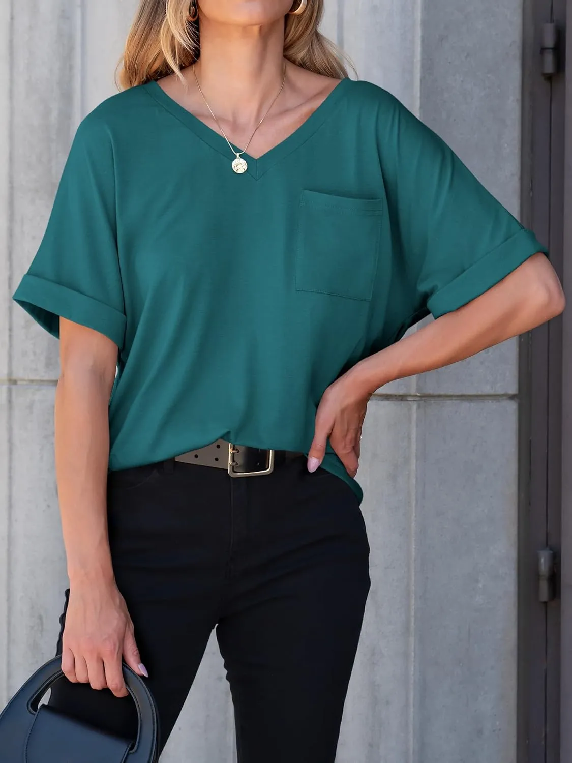 ANRABESS Women T Shirts Oversized Short Sleeve V Neck 2025 Summer Casual Loose Tops Basic Tee Shirts Outfits with Pocket