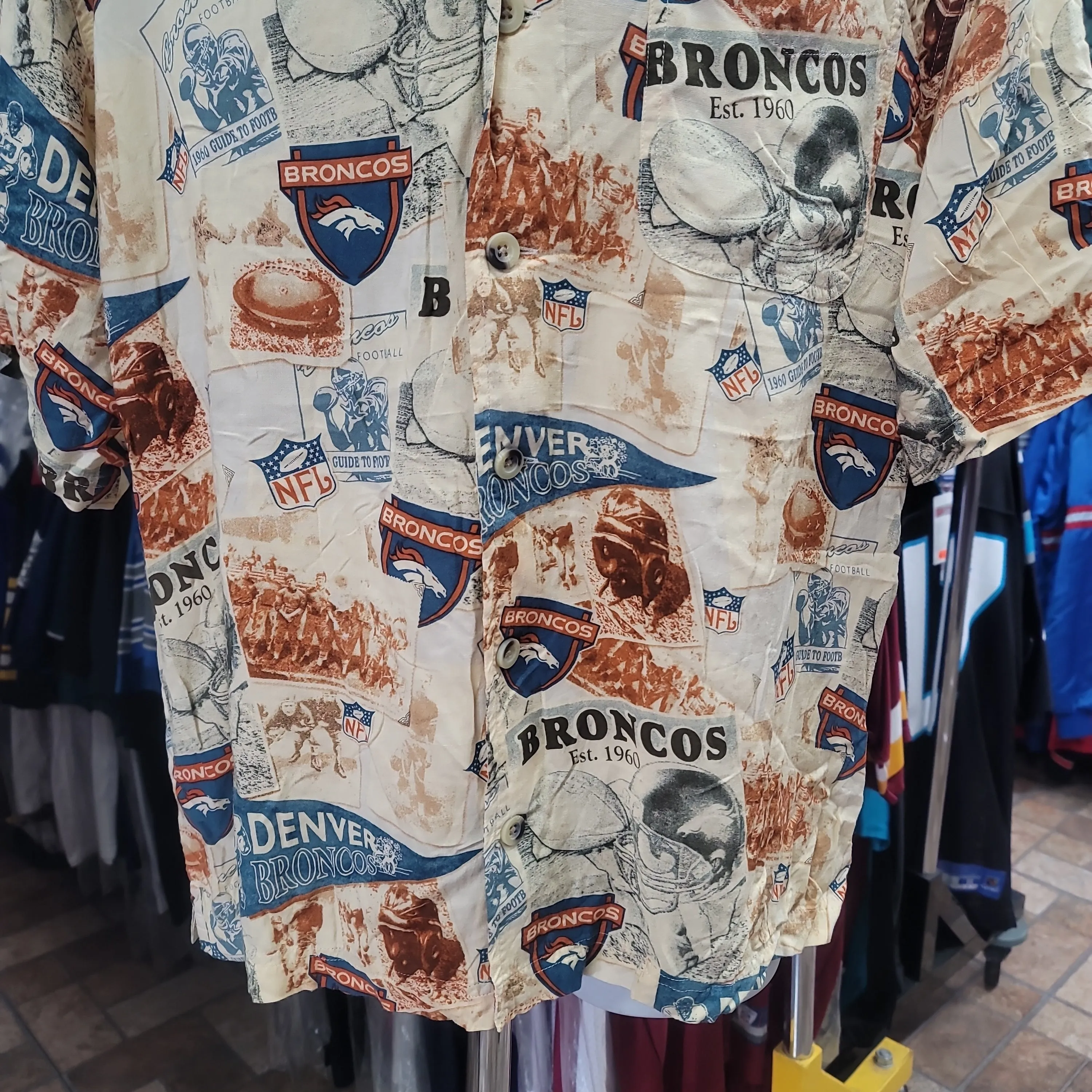 Vintage DENVER BRONCOS NFL Rayon Hawaiian Shirt L